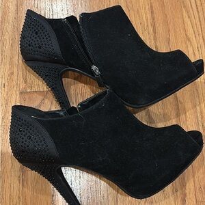 BAMBOO Black Studded Heeled Booties